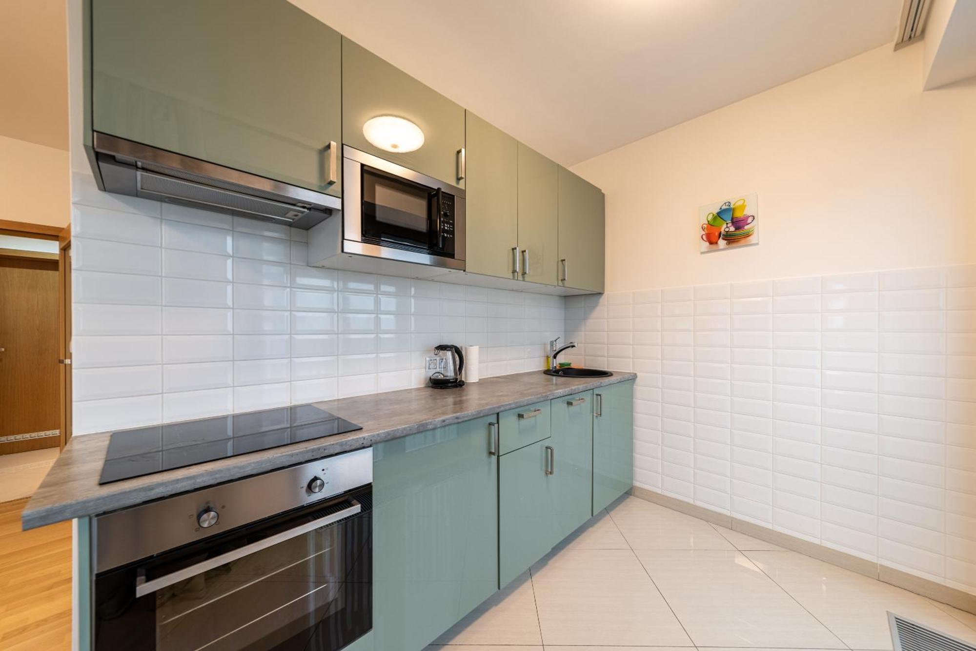 Garden Towers Apartment *